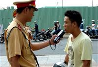 Lái xe có "hơi men" sẽ bị phạt tới 18 triệu đồng