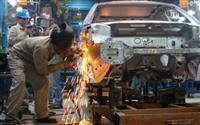 Sản xuất ô tô ở Việt Nam: Hàn, sơn, lắp ráp, kiểm tra
