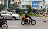 Tăng hình phạt lỗi lái xe không chấp hành tín hiệu giao thông