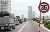Hoàn thành việc tháo biển báo hạn chế tốc độ dưới 50km/h trong tháng 1/2016