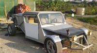 Tự mua đồ ở những nơi phá xe cũ để tạo nên chiếc xe mới cho gia đình